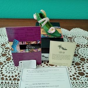 Just The Right Shoe Mini Collectible